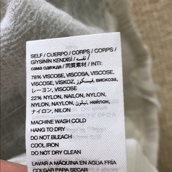 Bebe off the shoulder top - Picture 4 of 4